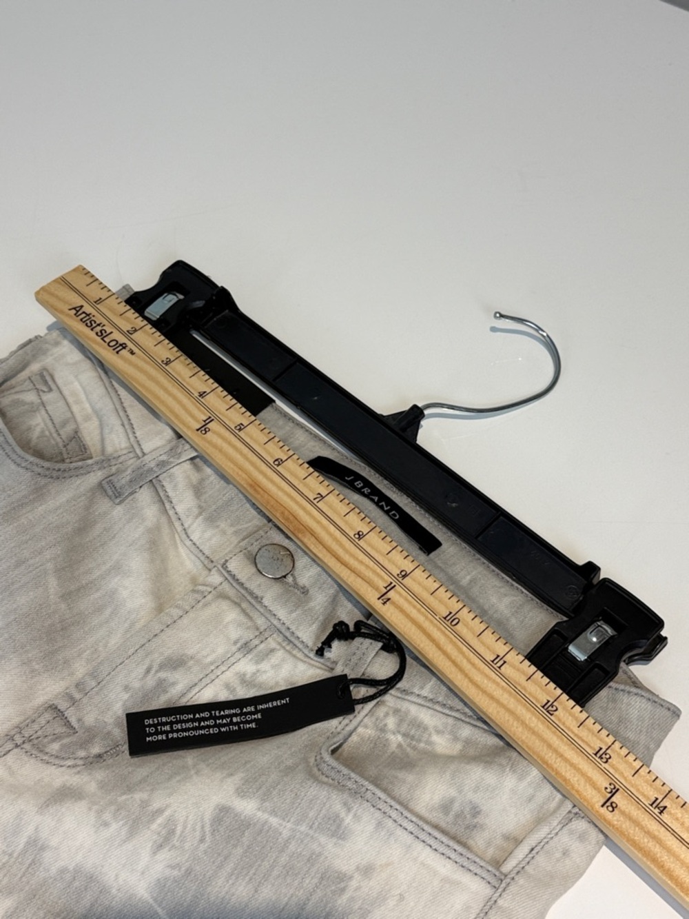J Brand Mid Rise Rail Grey and White Tie-Dye Distressed Skinny Jeans - Picture 5 of 9